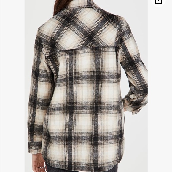 Blank NYC shacket - Picture 3 of 6